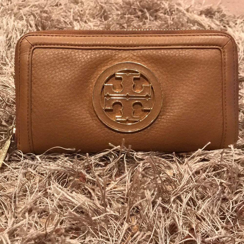 Tory Burch ‘Amanda’ Wallet